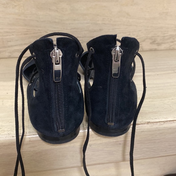 Kendall and Kylie shoes - Picture 3 of 5